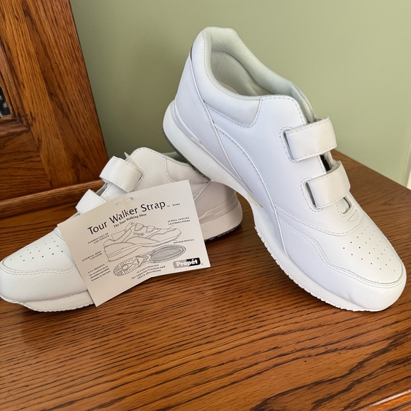Propet Shoes - Propét Tour Walker Strap